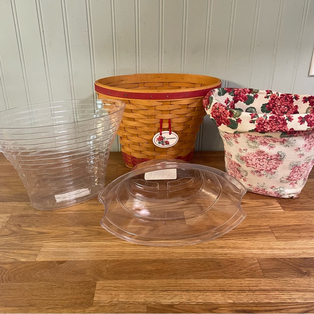 SOLD Longaberger 2002 Geranium Basket with Liner, Double Protectors and Tie-On